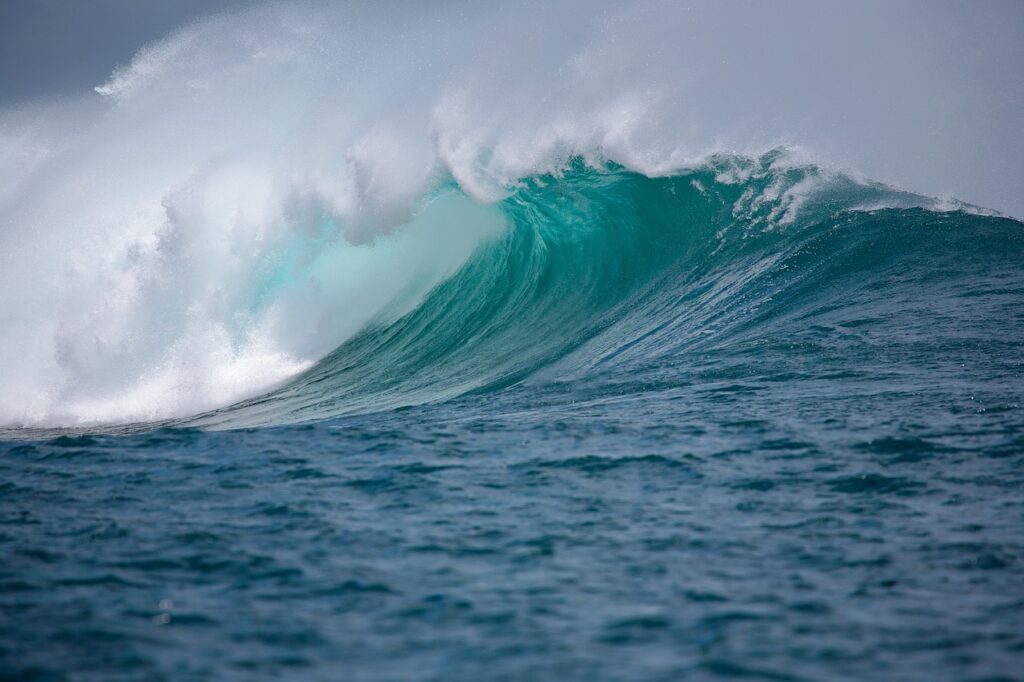 Webtub: The Next Wave in Online Video Sharing
