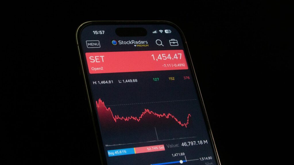 EtraderAI: Intelligent & Automated Trading in 2026