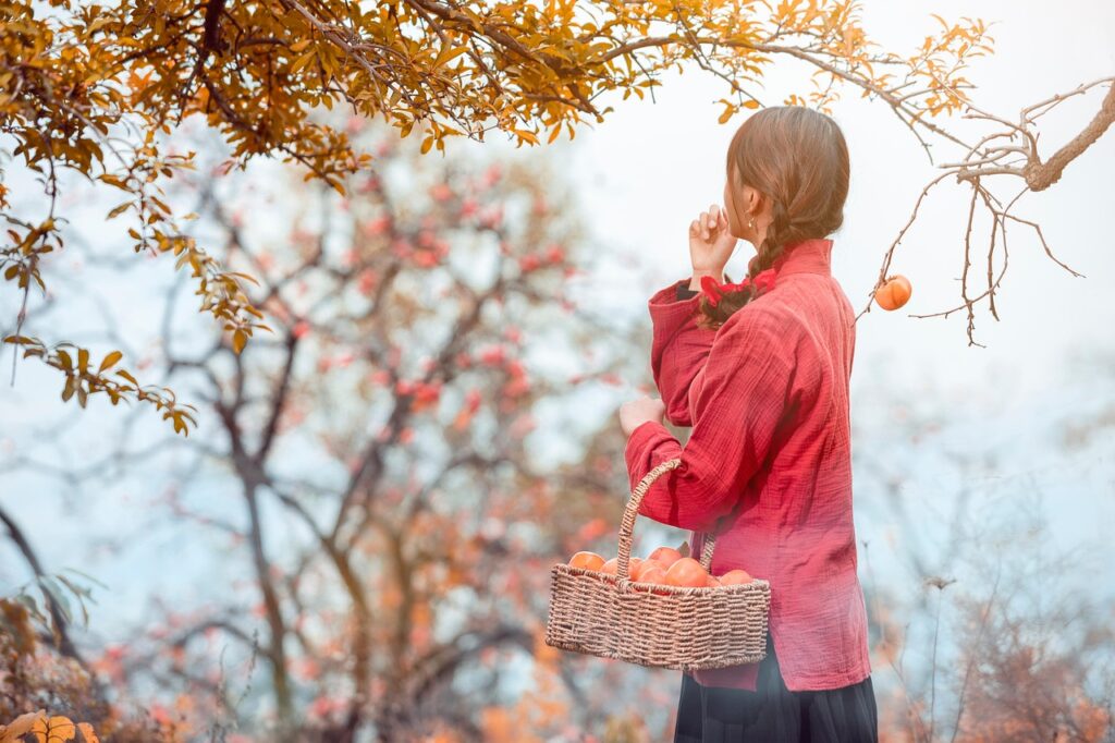 Should You Eat Persimmon Skin? The Truth Revealed