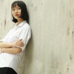 woman wearing stylish blazertje